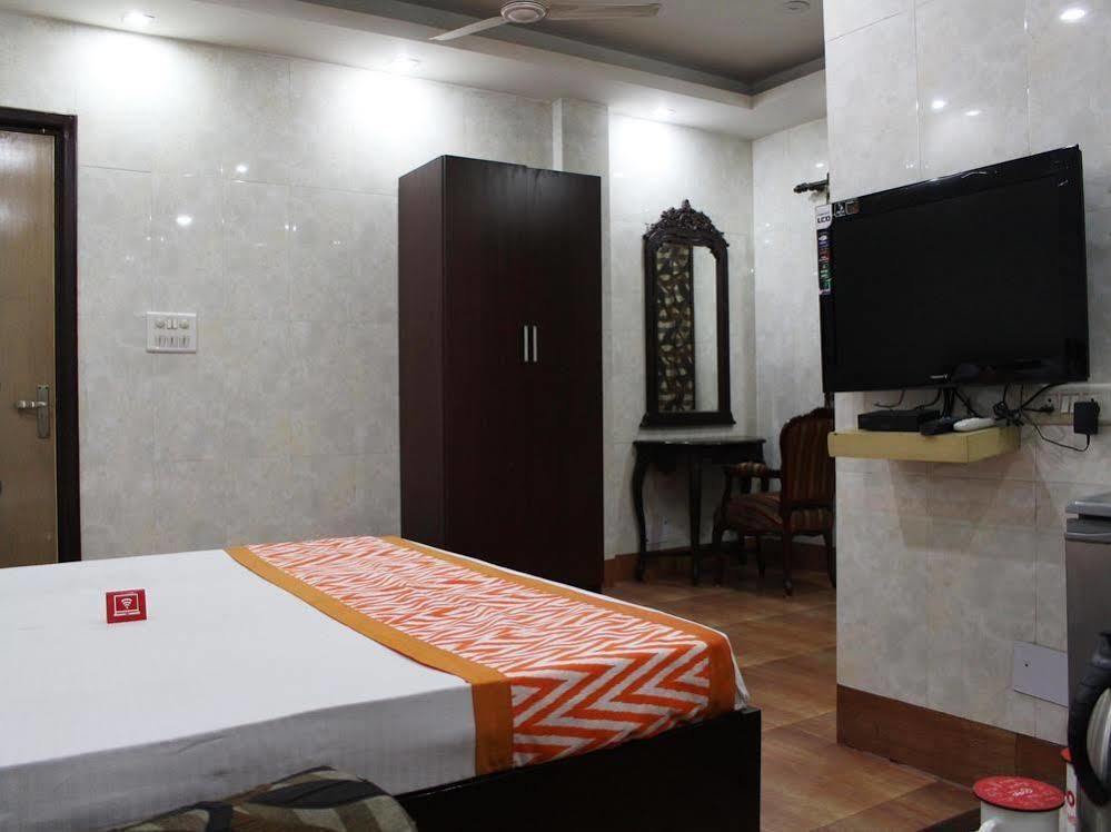 Oyo 2705 Hotel Preet Palace Νέο Δελχί Εξωτερικό φωτογραφία